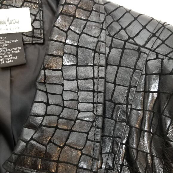 Neiman Marcus Women's Black Embossed Leather Jacket Size L Large - Picture 4 of 7